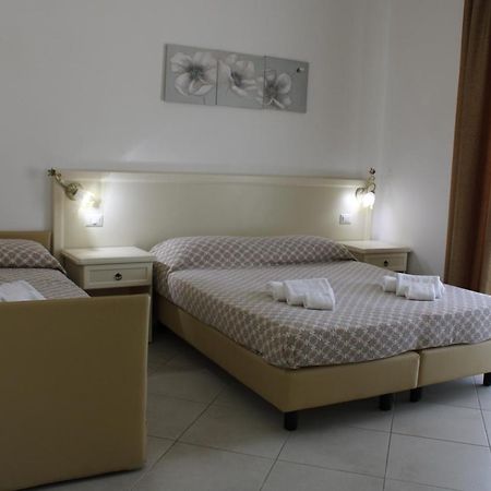 Afrodite Hotel Scalea Luaran gambar