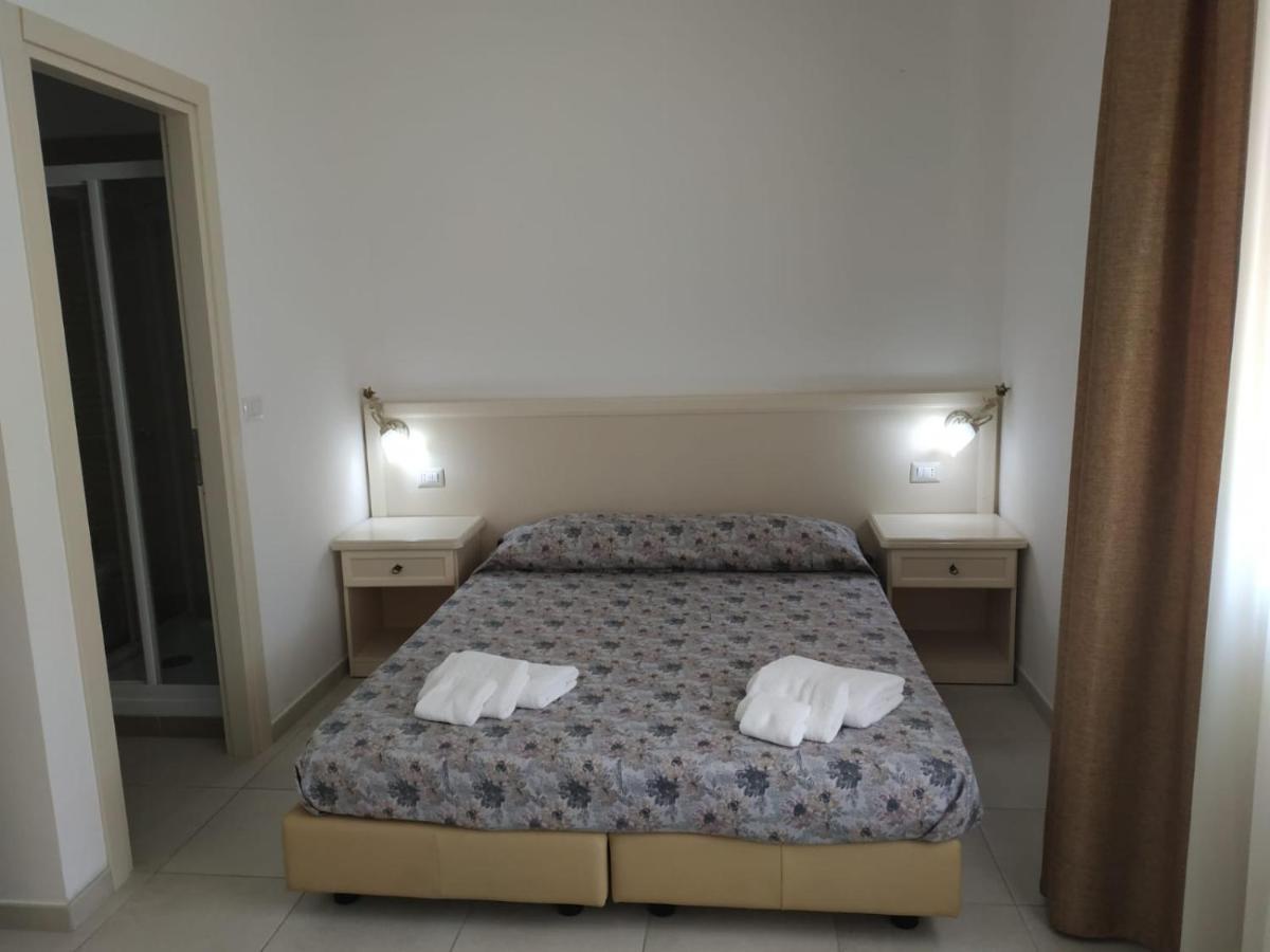 Afrodite Hotel Scalea Luaran gambar