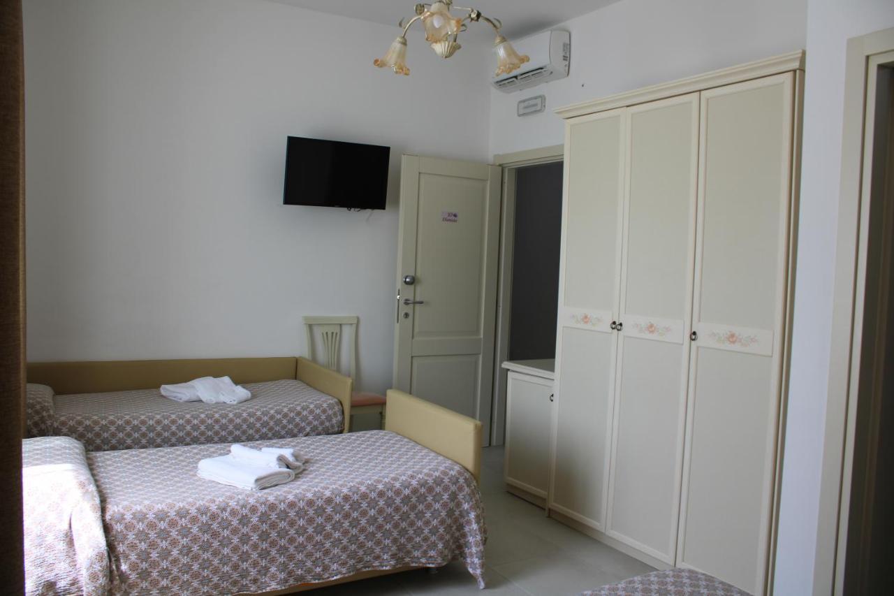 Afrodite Hotel Scalea Luaran gambar