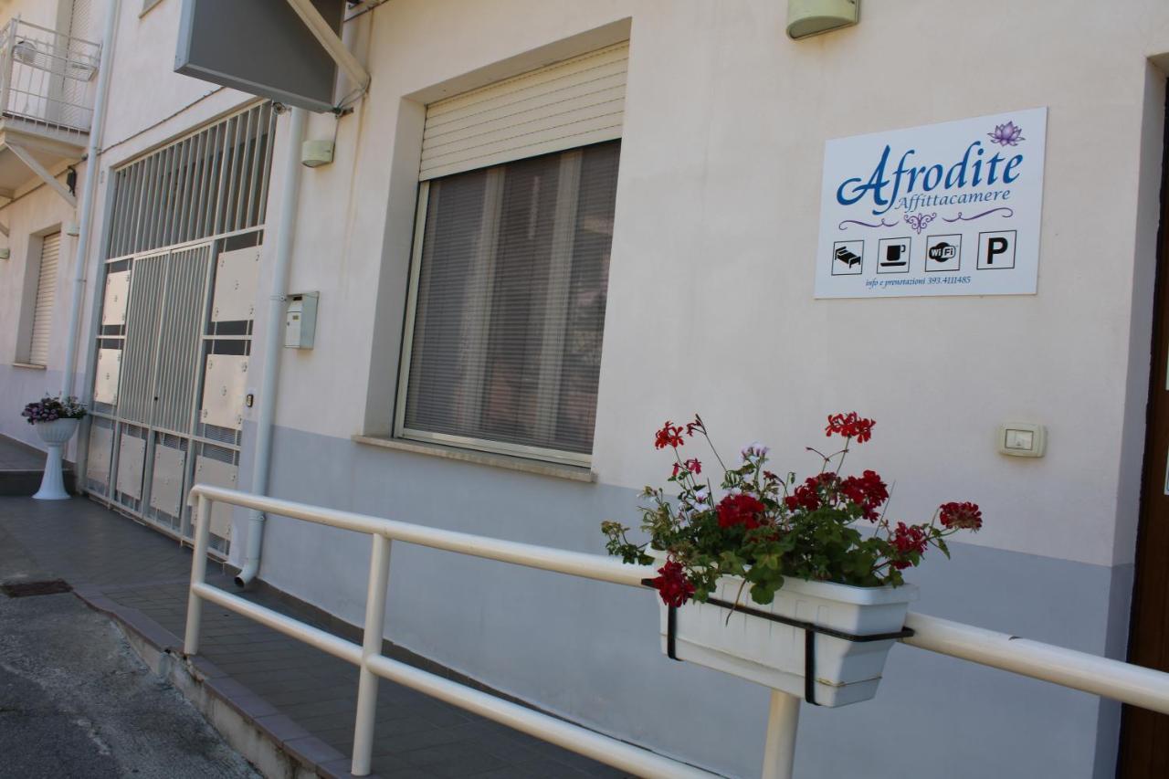 Afrodite Hotel Scalea Luaran gambar