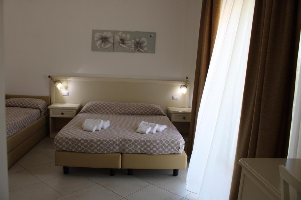 Afrodite Hotel Scalea Luaran gambar