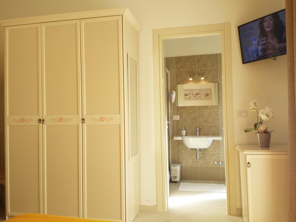 Afrodite Hotel Scalea Luaran gambar