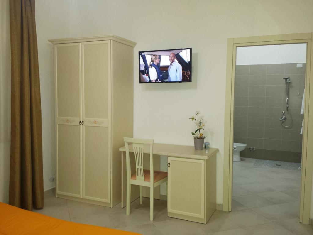 Afrodite Hotel Scalea Luaran gambar